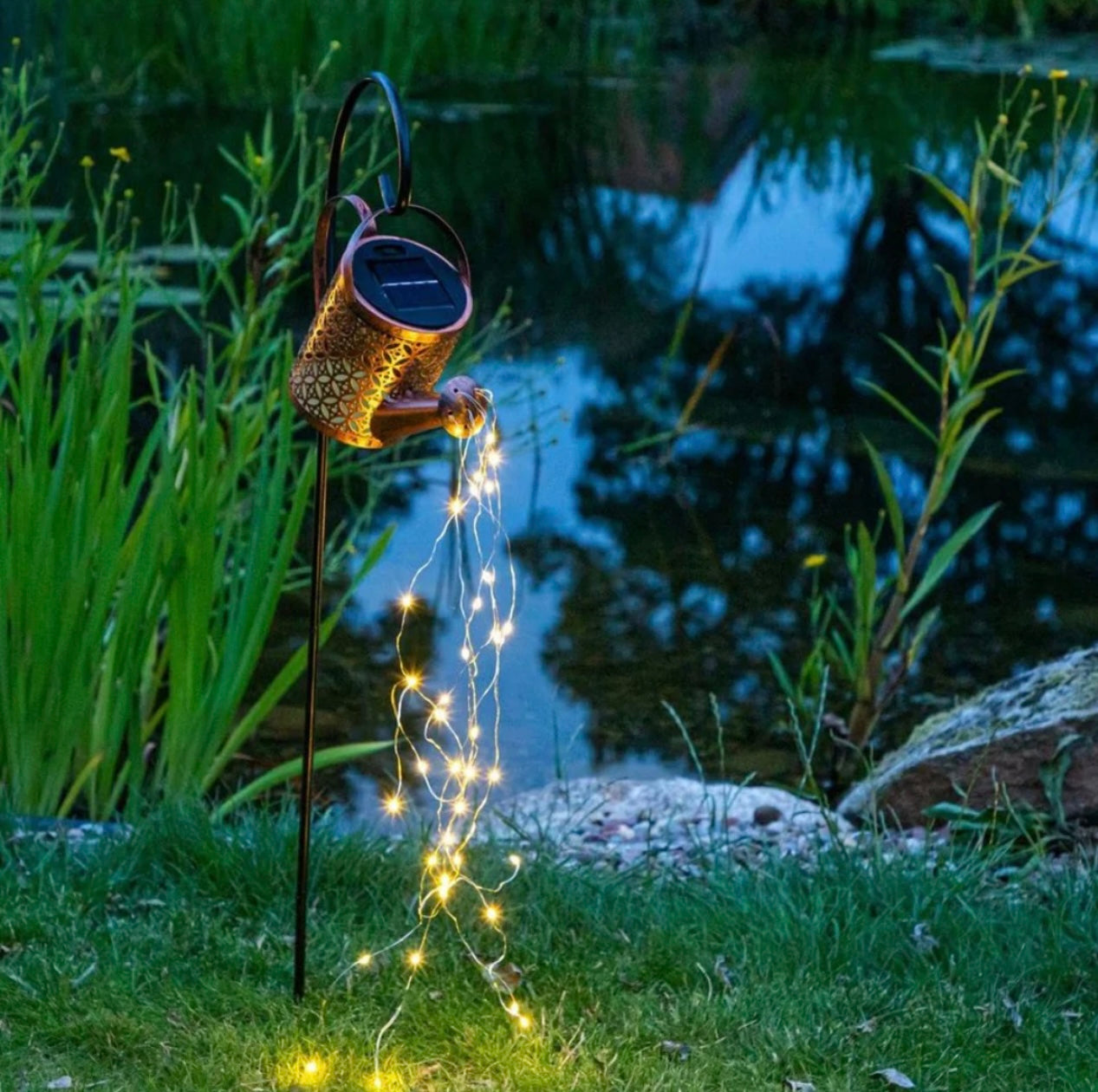 Set 2x Lămpi Solare LED Tip Stropitoare cu Stele, Fier Forjat, Design Retro, Proiecție Lumină Caldă, IP65, 80 cm +GARANTIE🚩🚩